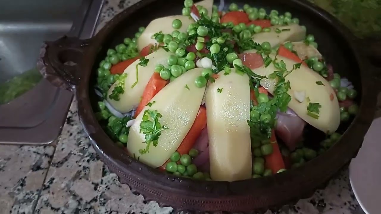 طاجين بدجاج و لخضر 