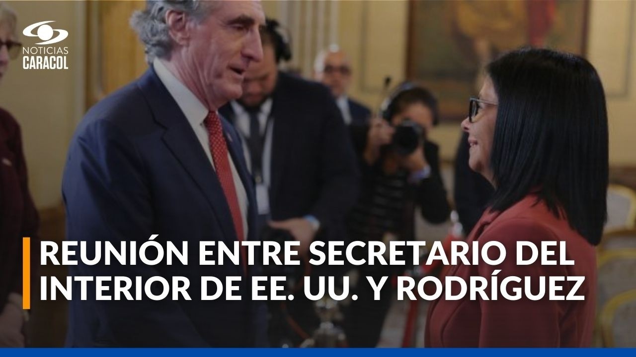 ¿Qué resultados dejó la reunión entre el secretario del Interior de EE. UU. y Delcy Rodríguez?