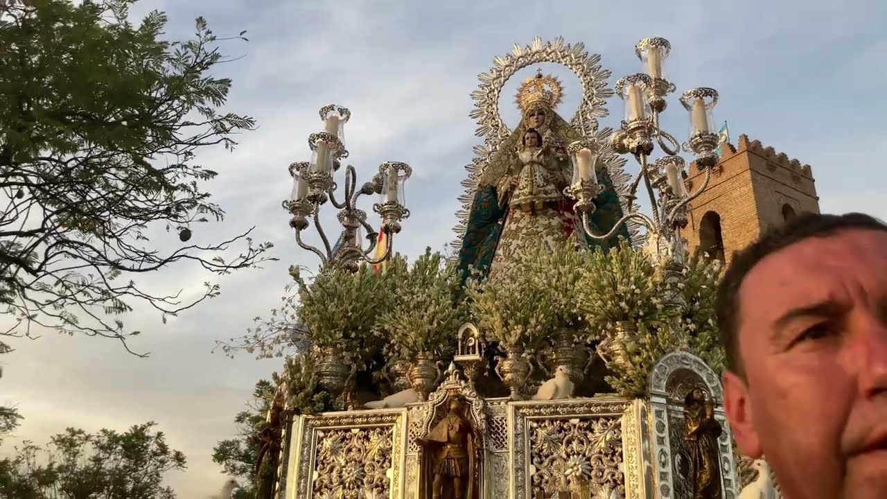 Glorias 2023 | Salida del Santuario de Santa María del Águila Coronada