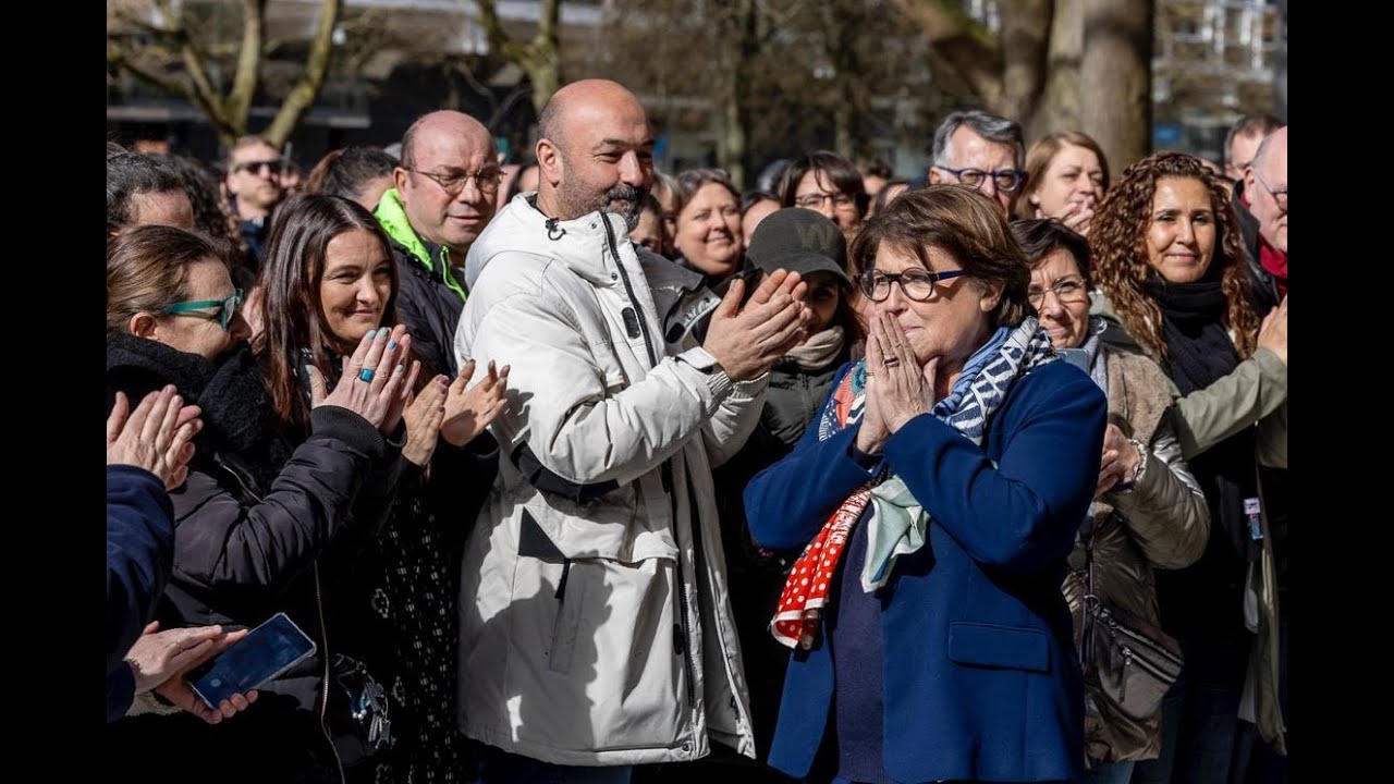Des centaines d’agents de la Ville de Lille rendent hommage à Martine Aubry