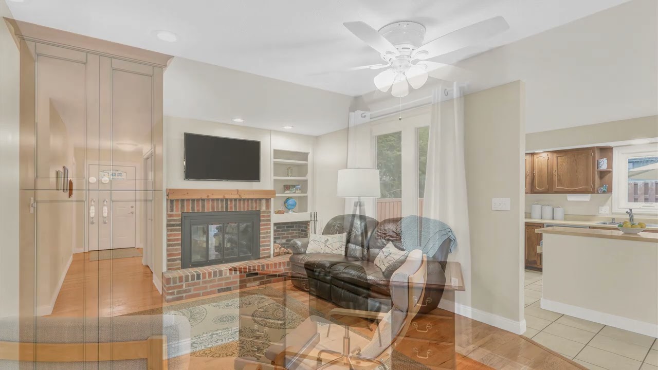 716 Devonshire Dr, Champaign, IL
