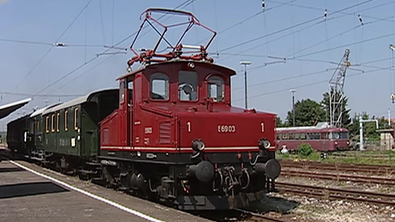 Alte Dame unter Draht: E69 03