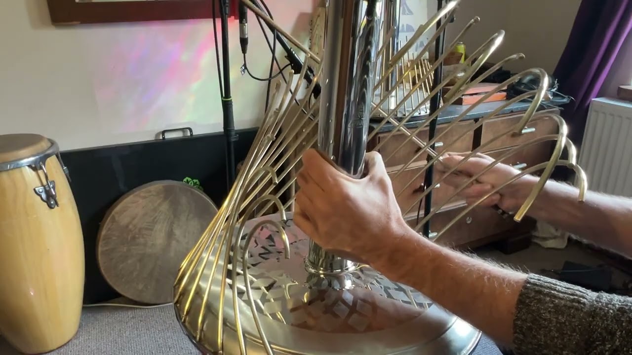 Waterphone instrument with an unusual shape – The Sailophone