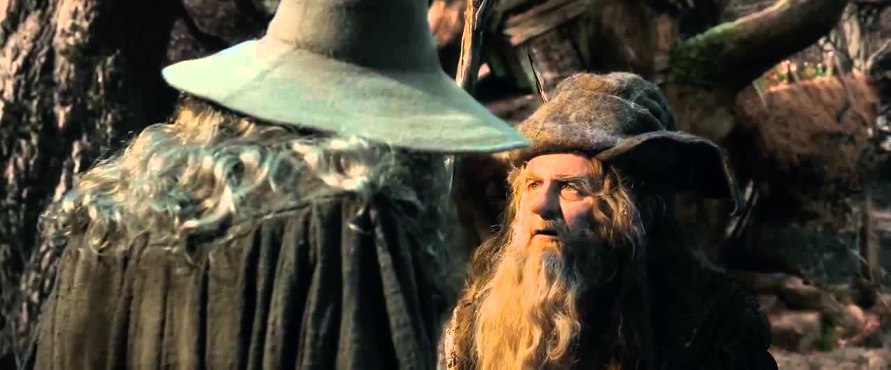 The Hobbit: The Battle of the Five Armies - Extended Edition: Radagast Giving Staff to Gandalf (HD)