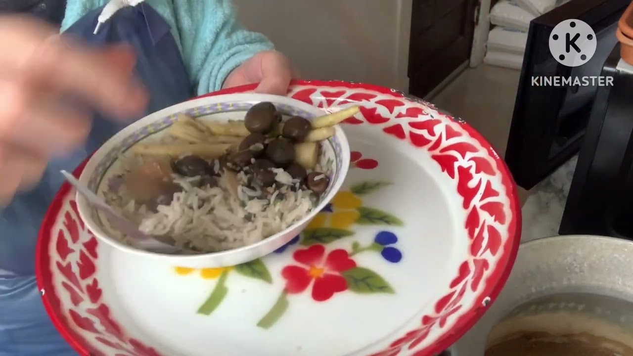 Eating Gang Nor Mai(Bamboo Shoots Soup) (2/6/26)