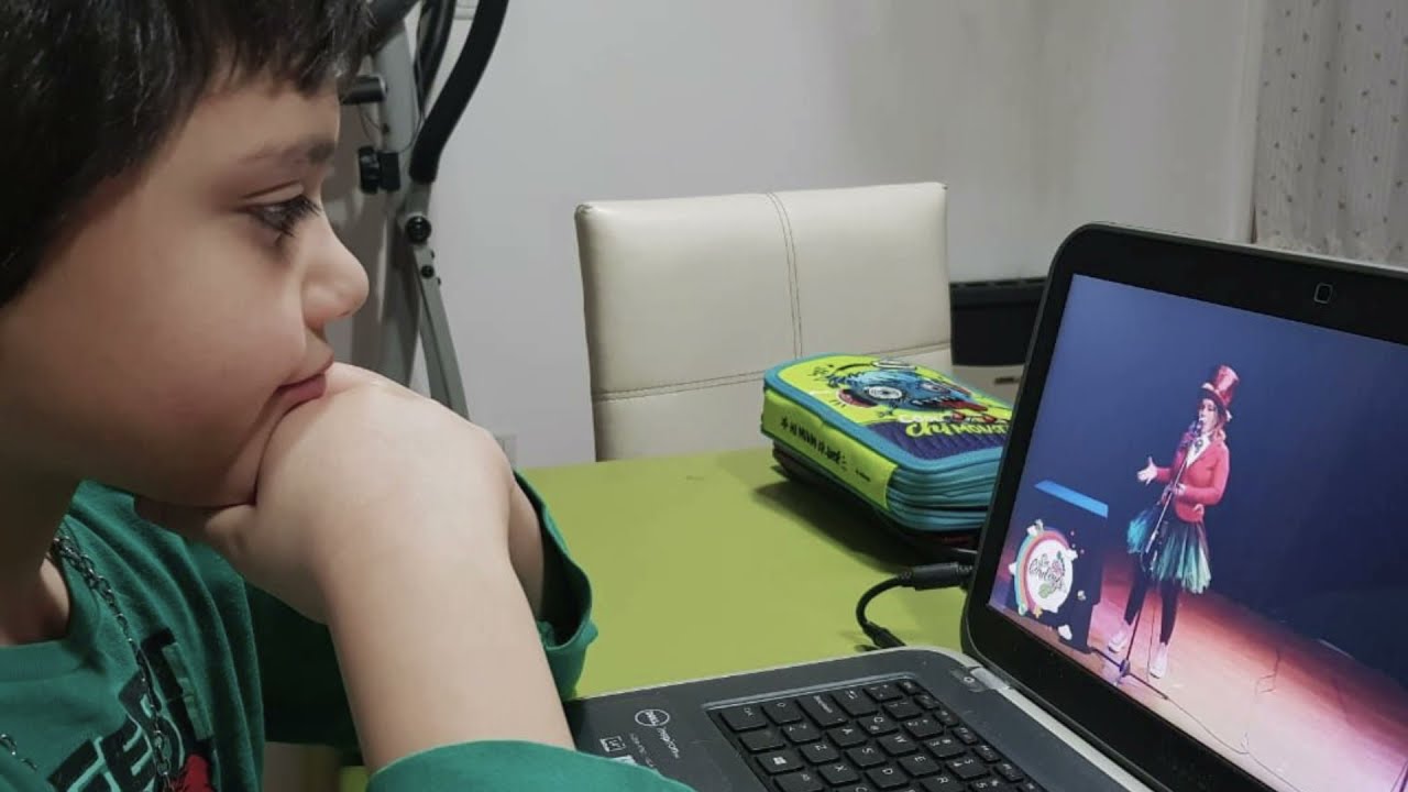 Nativos Digitales: Infancia a trav&eacute;s de las pantallas