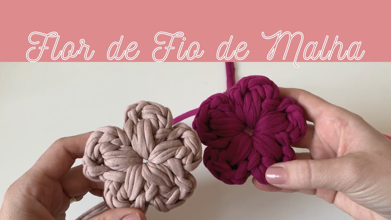 Chaveiro Flor de Crochê de Fio de Malha