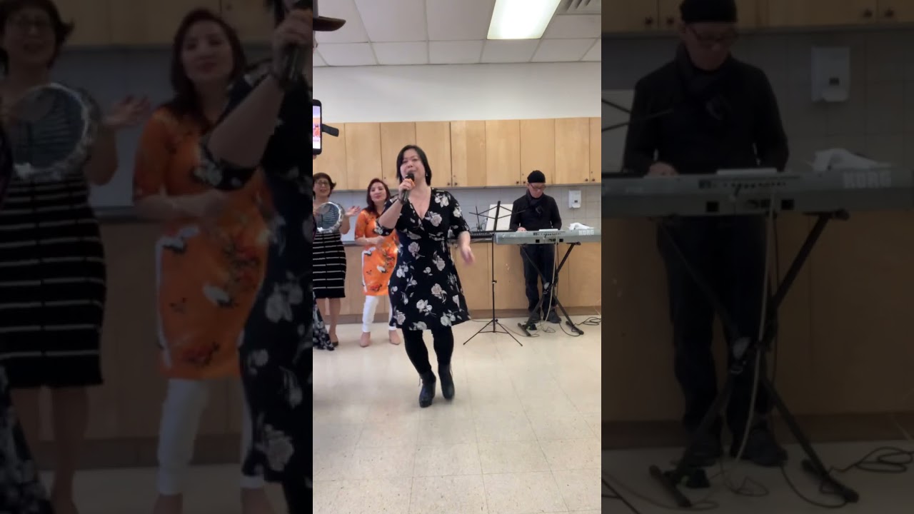 Đợi Em Trong Mơ- Techno- Ca Sĩ Ho&agrave;ng Vy