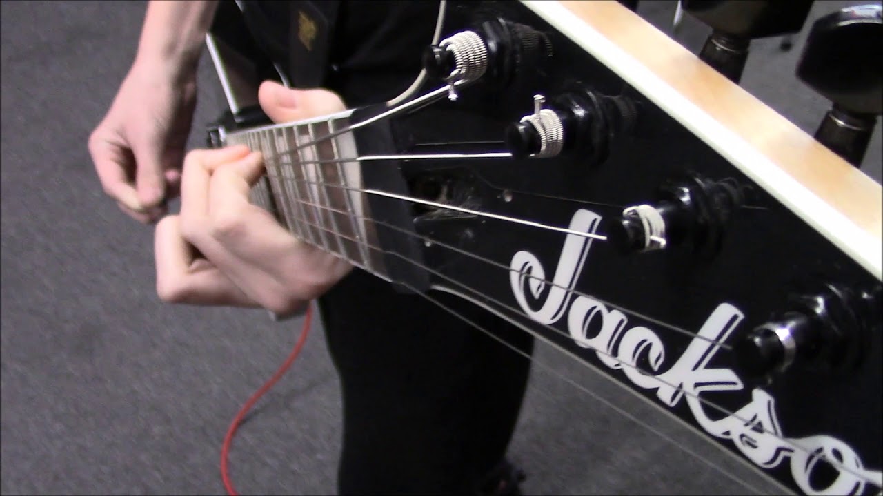 Jackson JS32T