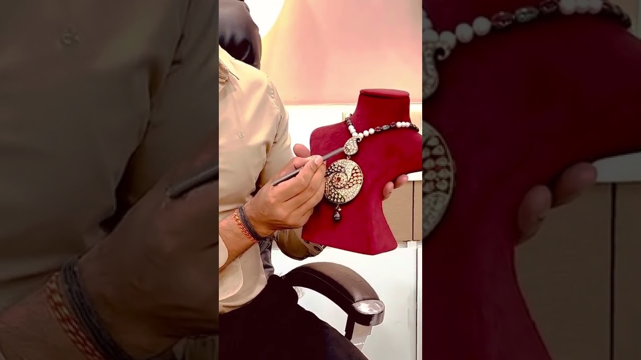 What is kundan ?