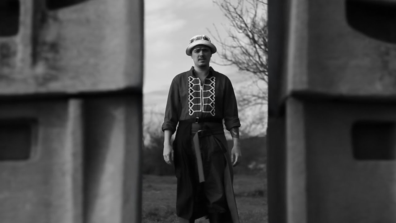 Ley Lofaj - Niekde V Strede |Official Video|