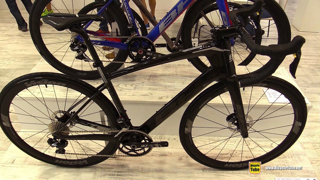 2019 BH Bicycles Quartz Aero Disc 4.5 Road Bike - Walkaround - 2018 Eurobike
