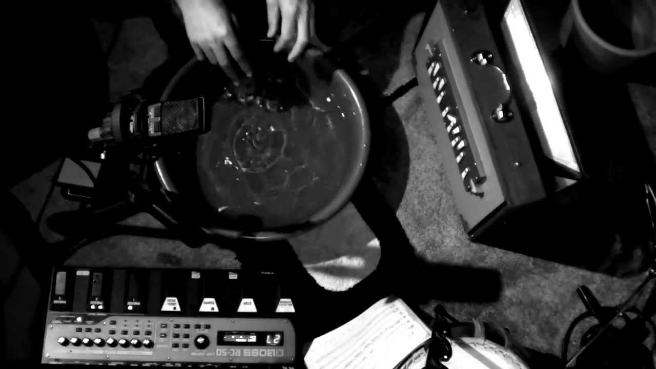 Pablo La Porta plays Water,Kalimba, Shruti box ...and a phone call
