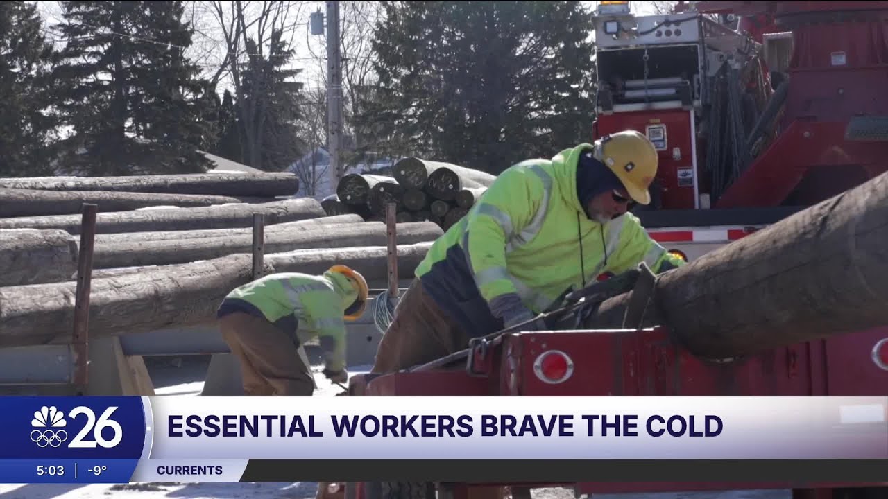 Utility crews work through dangerous cold to maintain power, water in Manitowoc