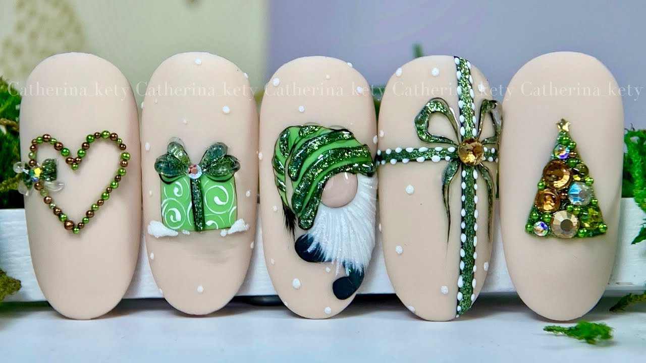 Easy Christmas Nail Art|Christmas Tree Nail Art|Gnome Nail Art|Christmas Nail Art 2025|Madam Glam