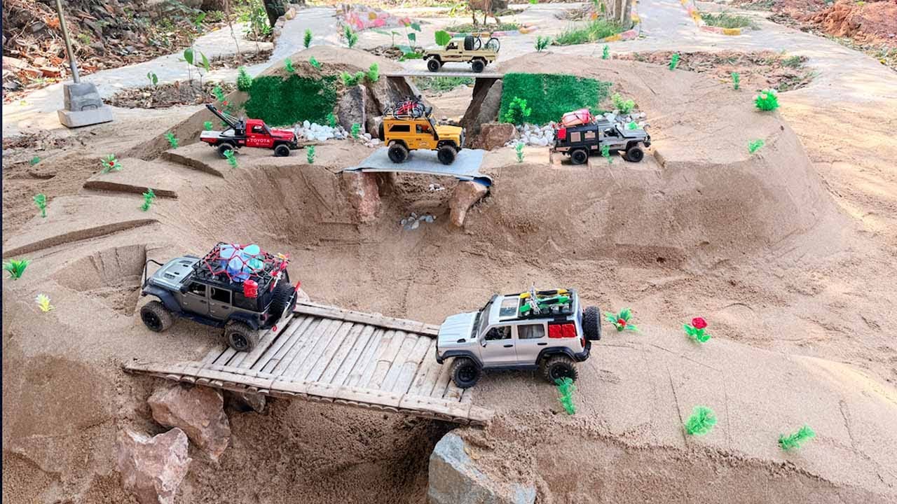 RC off-Road climbing On Mountain Obstacles Simulation & Bridge Crossing Challenge