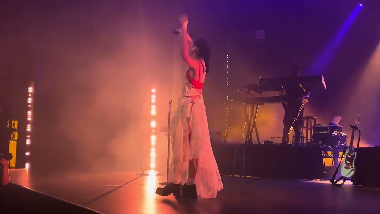 Griff - “Anything” (Live at the Enmore Theatre, Sydney 2024)