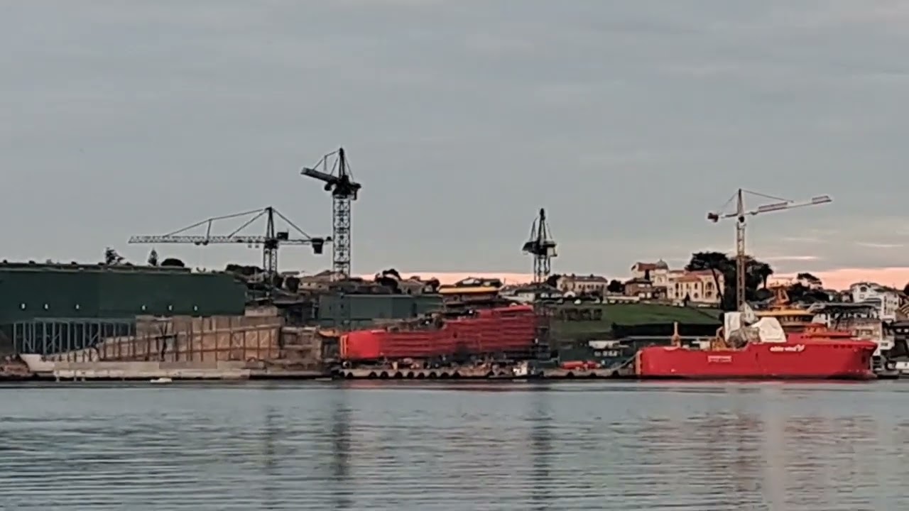 Daily Vlog Zorro Engineer View Port Ribadeo Spain