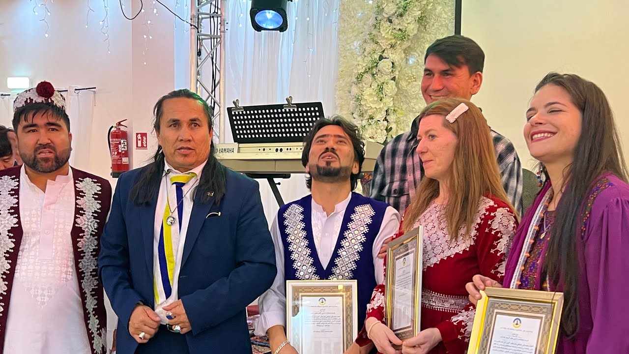 Исполнение песни хазарейцев в исполнении Гол Бахар Нил Дохт и Хану Мари Софии на Фестивале солида...
