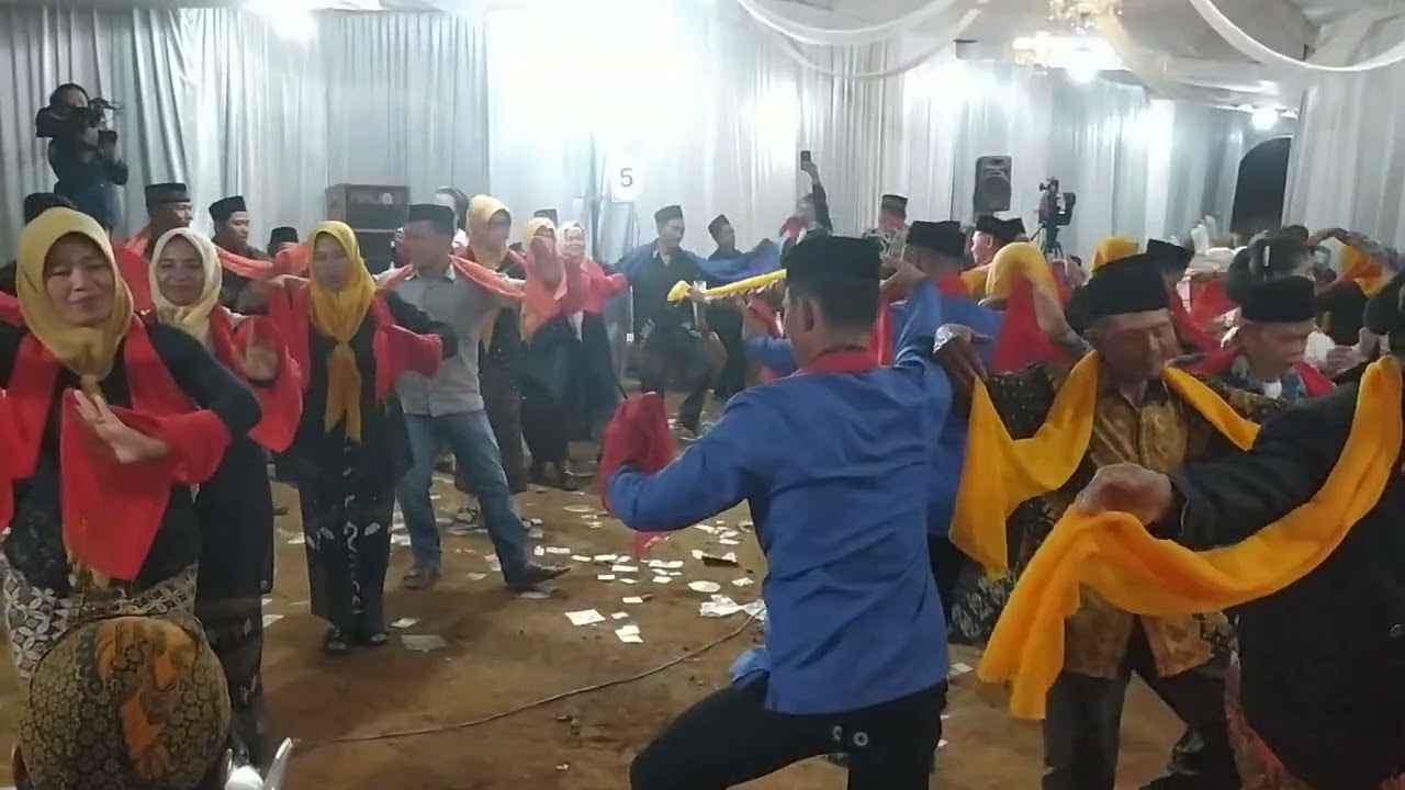 Faforit sampak 6 tayub dance