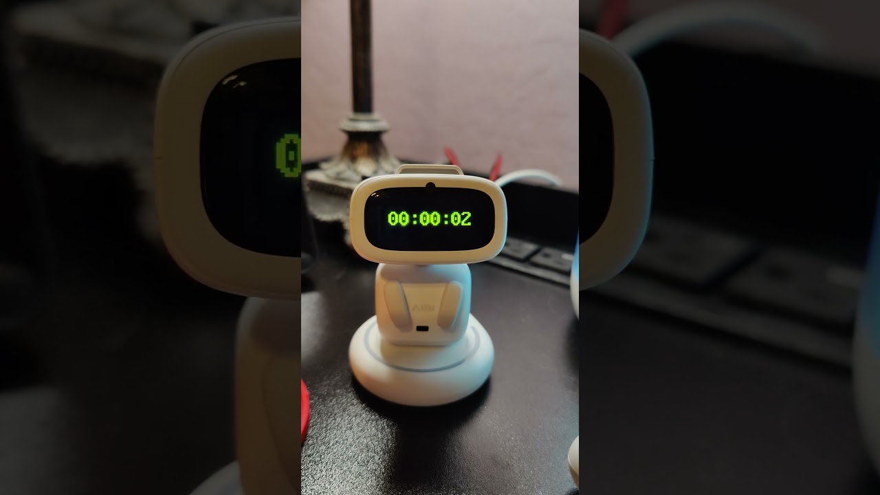 AIBI Robot- Timer for 10 seconds #aibi #aibipocketrobot #livingai #aibirobot #robot