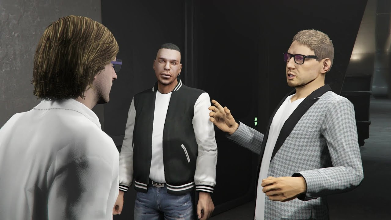 Luis helps Tony with the nightclub (GTA: Online cutscene with character swap mod)