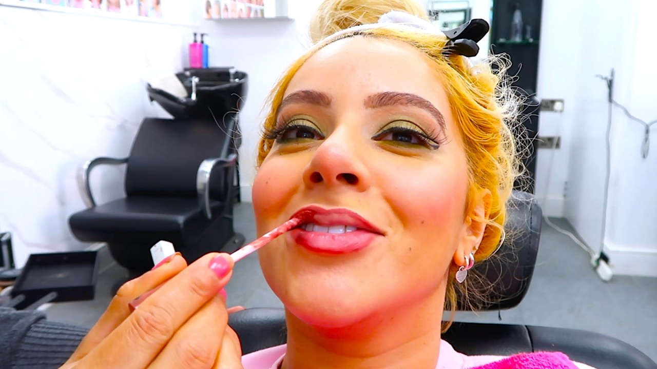 THIS MAKEUP ARTIST HATES ME LOL 😂*