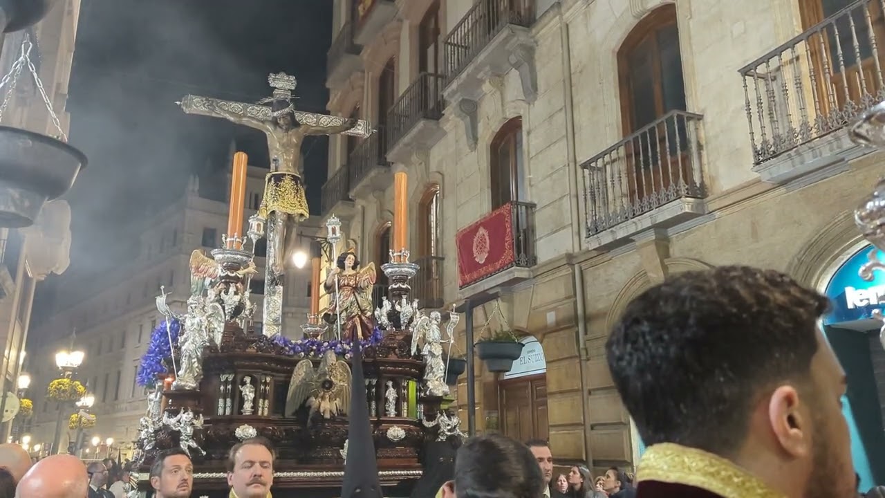 Cristo de San Agustin entrando a Mesones con una saeta increíble.