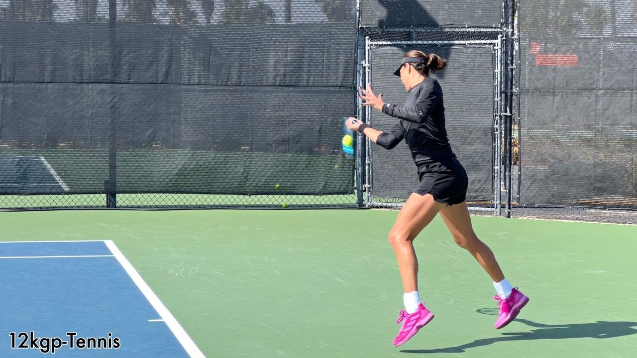 Garbiñe Muguruza - San Diego 2022 Practice [with Slow Motion Groundstrokes and Serve]