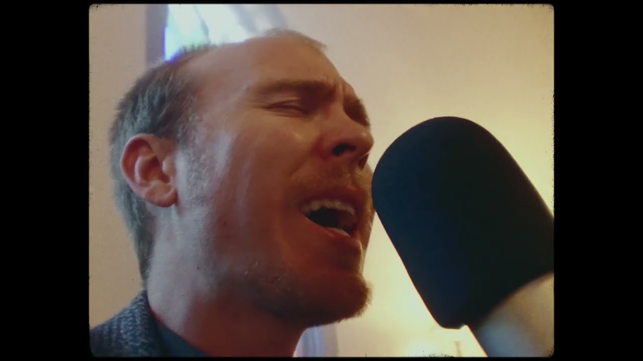 Lunde - The Dinosaur Song (Official Music Video)