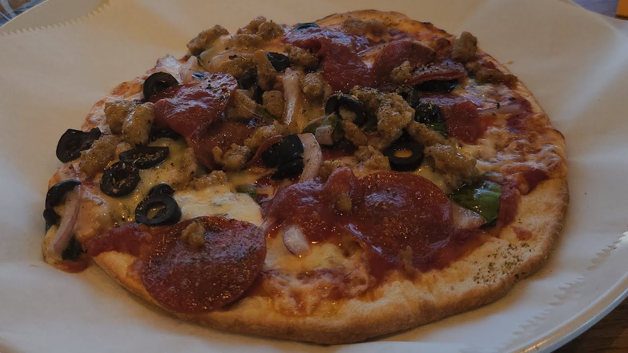 Ever Tried You Build It Pizza? Take a Look While I Chow Down 