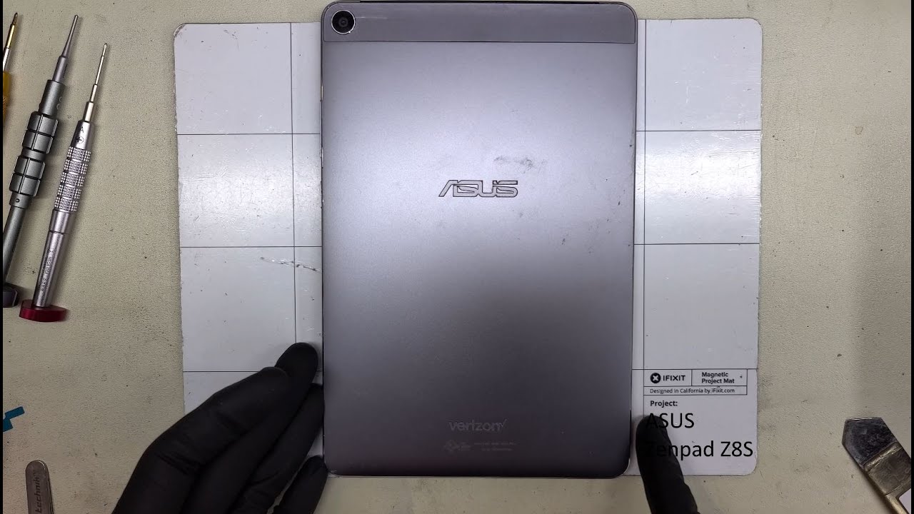 ASUS Zenpad Z8S Display Replacement - An oversized iPhone