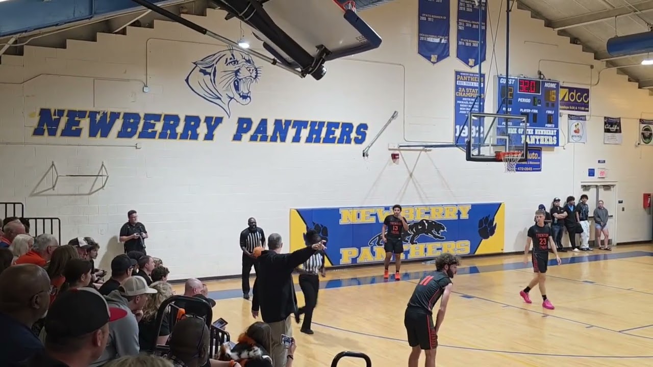 Trenton Tiger Boys Varsity Basketball game 4