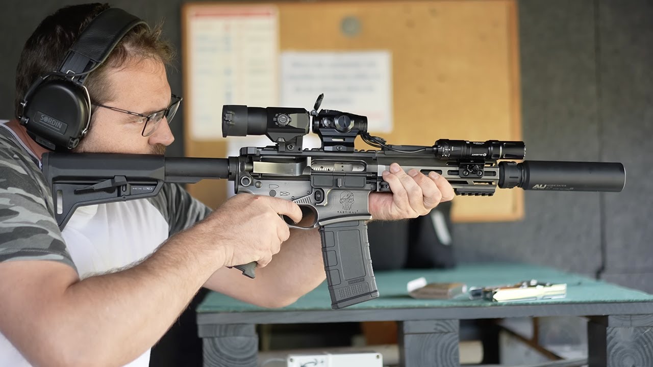 Interview @mickarmement se d&eacute;fendre avec une arme  &agrave; 🔥 en France 🇫🇷 - d&eacute;fense du domicile