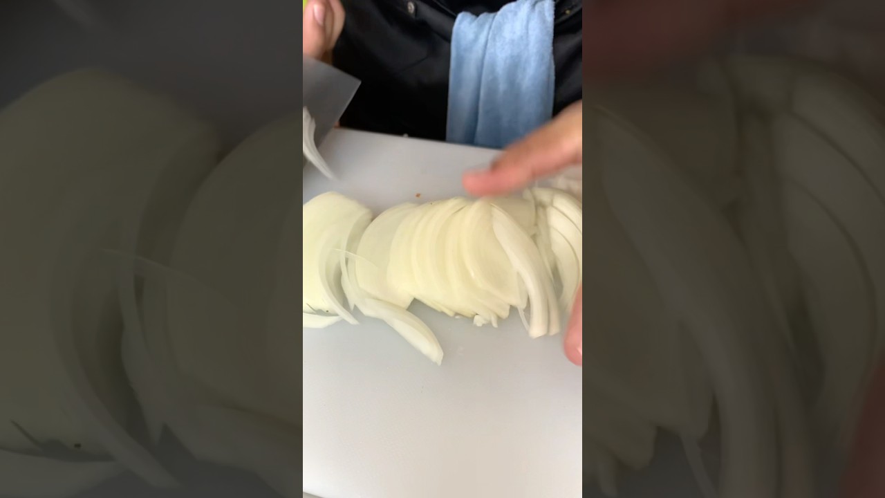 How to Slice Onion Fast 🧅🔪