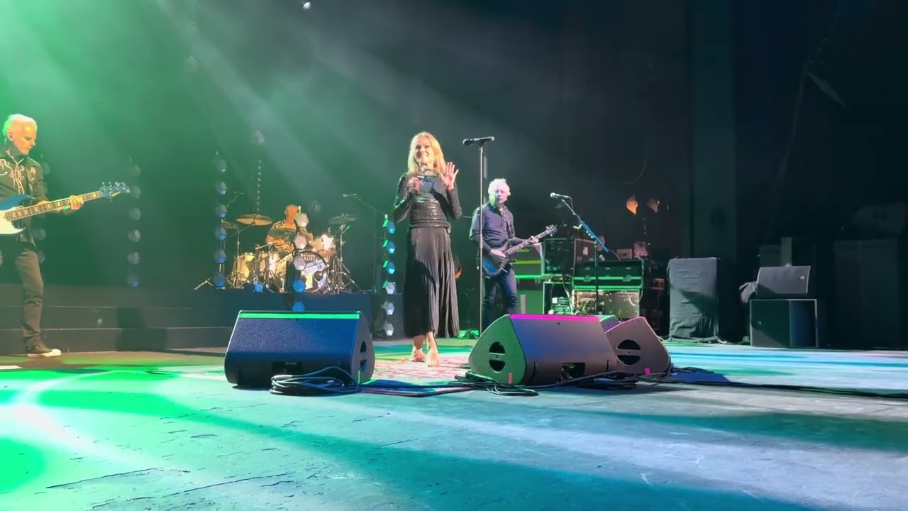 Belinda Carlisle - Should I Let You In - Live at Manchester Apollo 13th September 2025