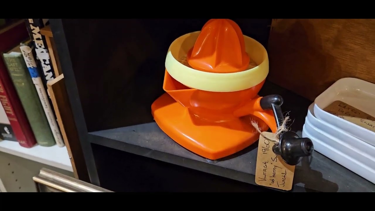 Mid Mountains Vintage & Antiques, Woodford NSW Australia