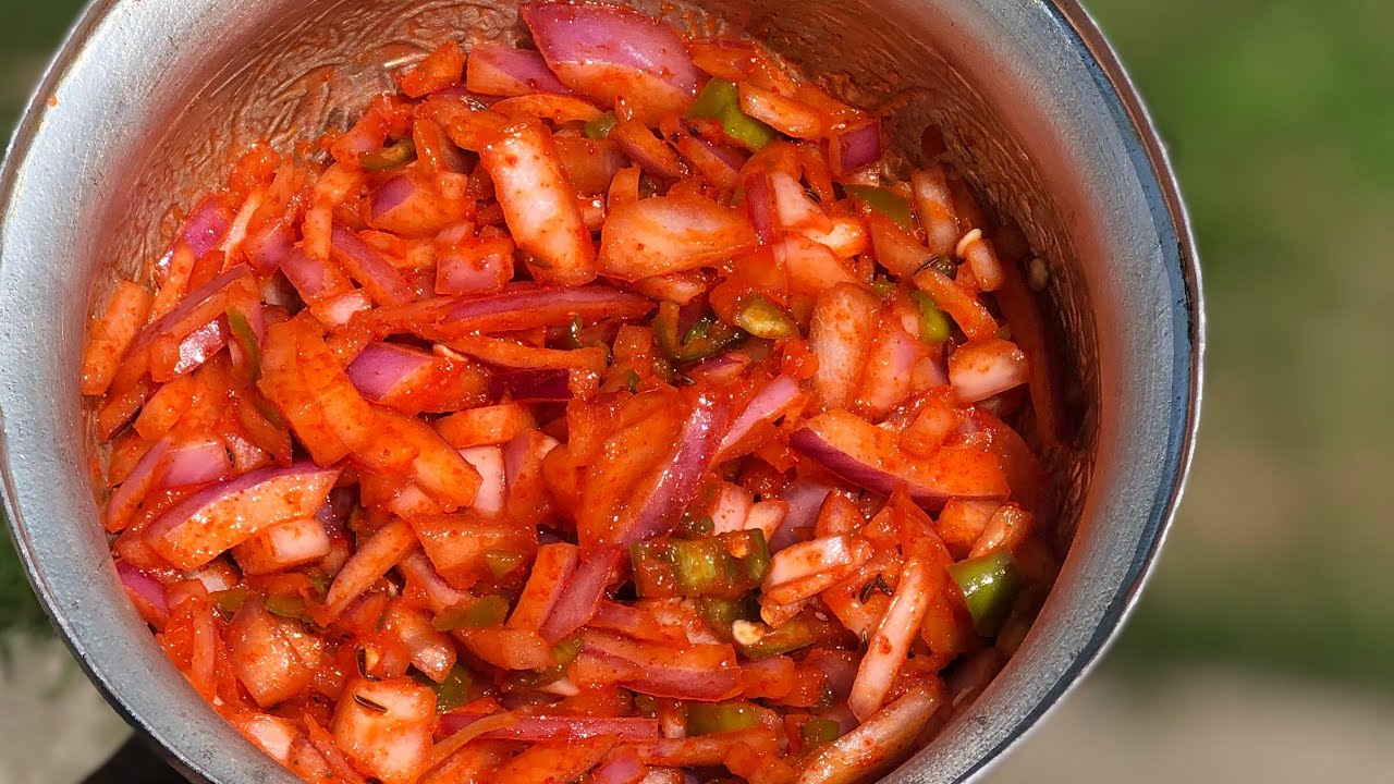 Wazwan Style Onion Chutney | Koshur Gande Tchout | Spicy onion Chutney | Kashmiri zaika