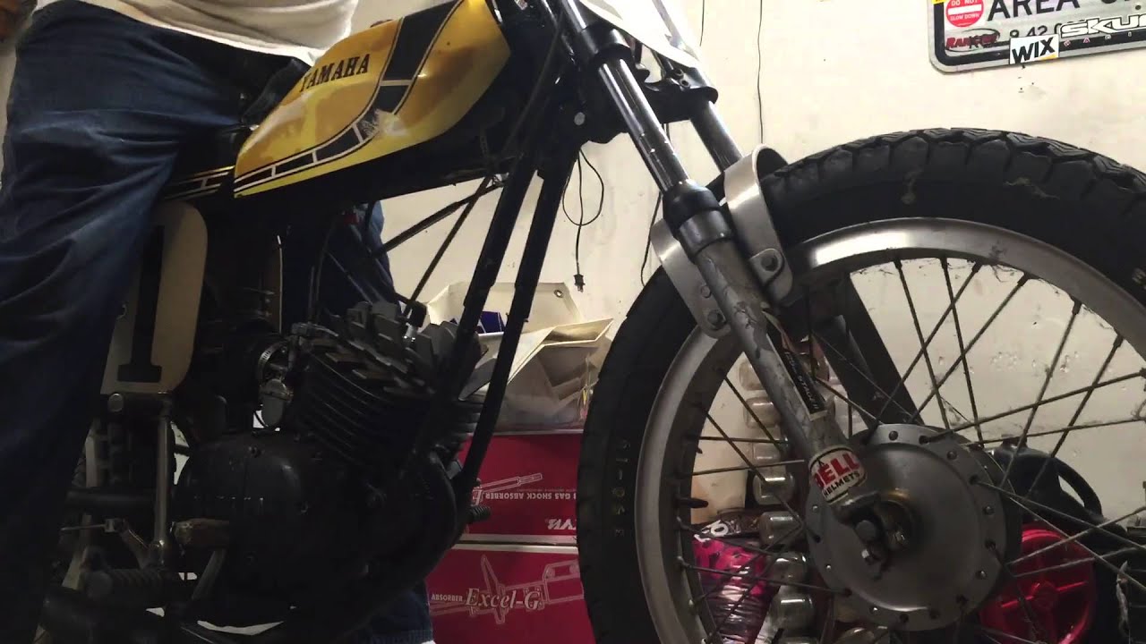 flat track AT1 Yamaha 125