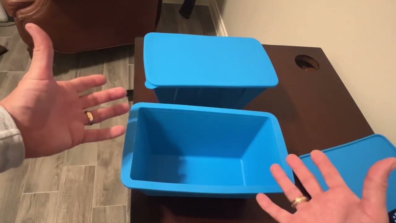 Extra Large Ice cube tray with Cover, 8 lbs Big Ice Block，Ice Maker for Cold Plunge or Coolers Revie