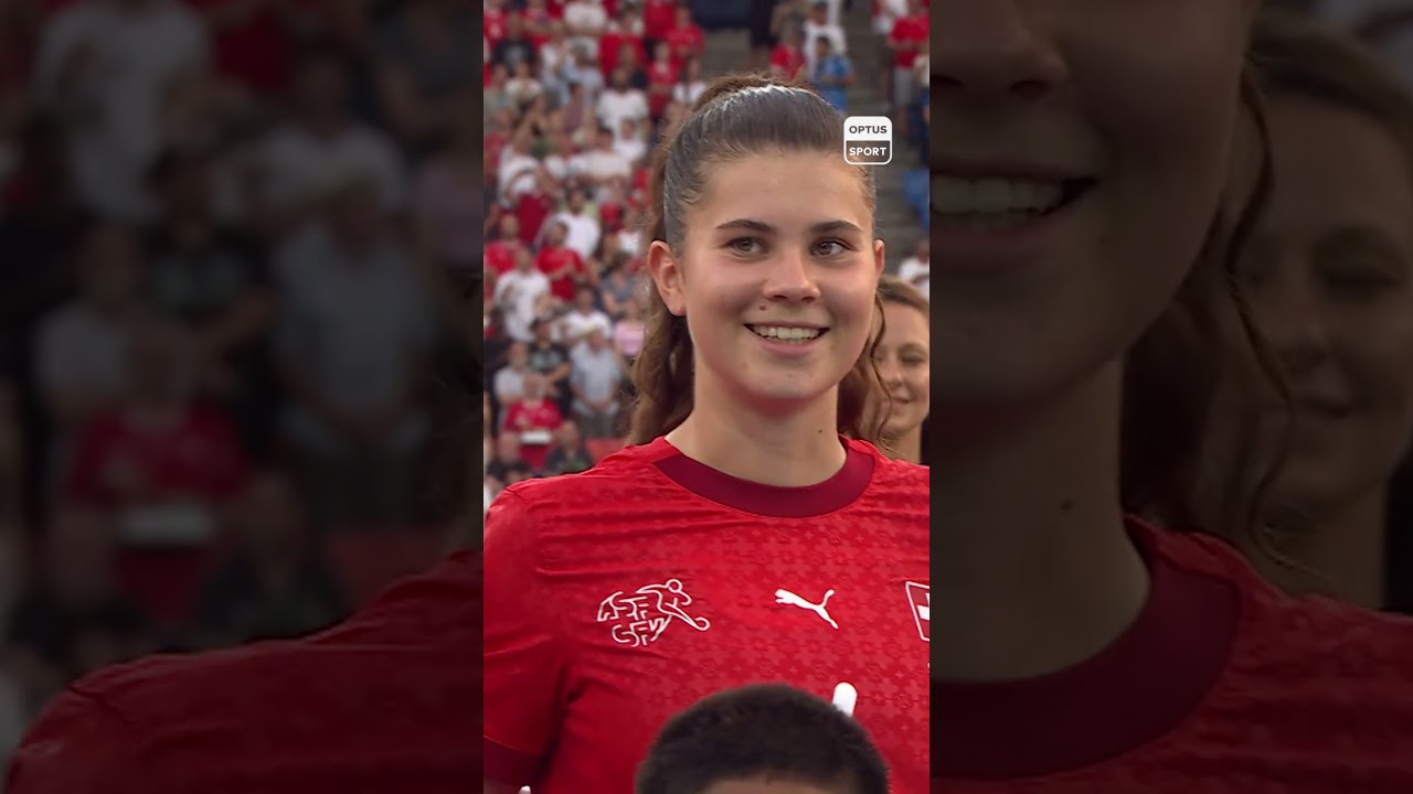 A stirring rendition of the Swiss national anthem rings out in Basel ahead of the hosts' opener 🇨🇭