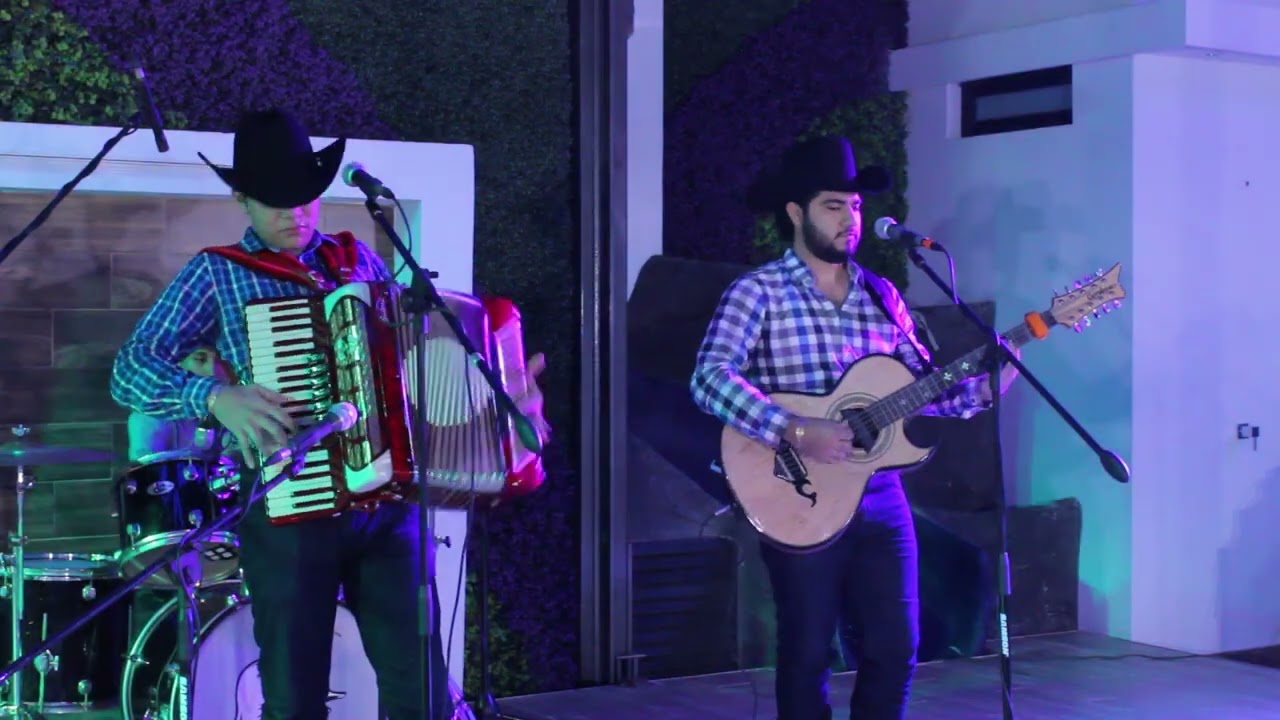 Decadentes de Culiacan - El Patron MZ (En Vivo 2021)