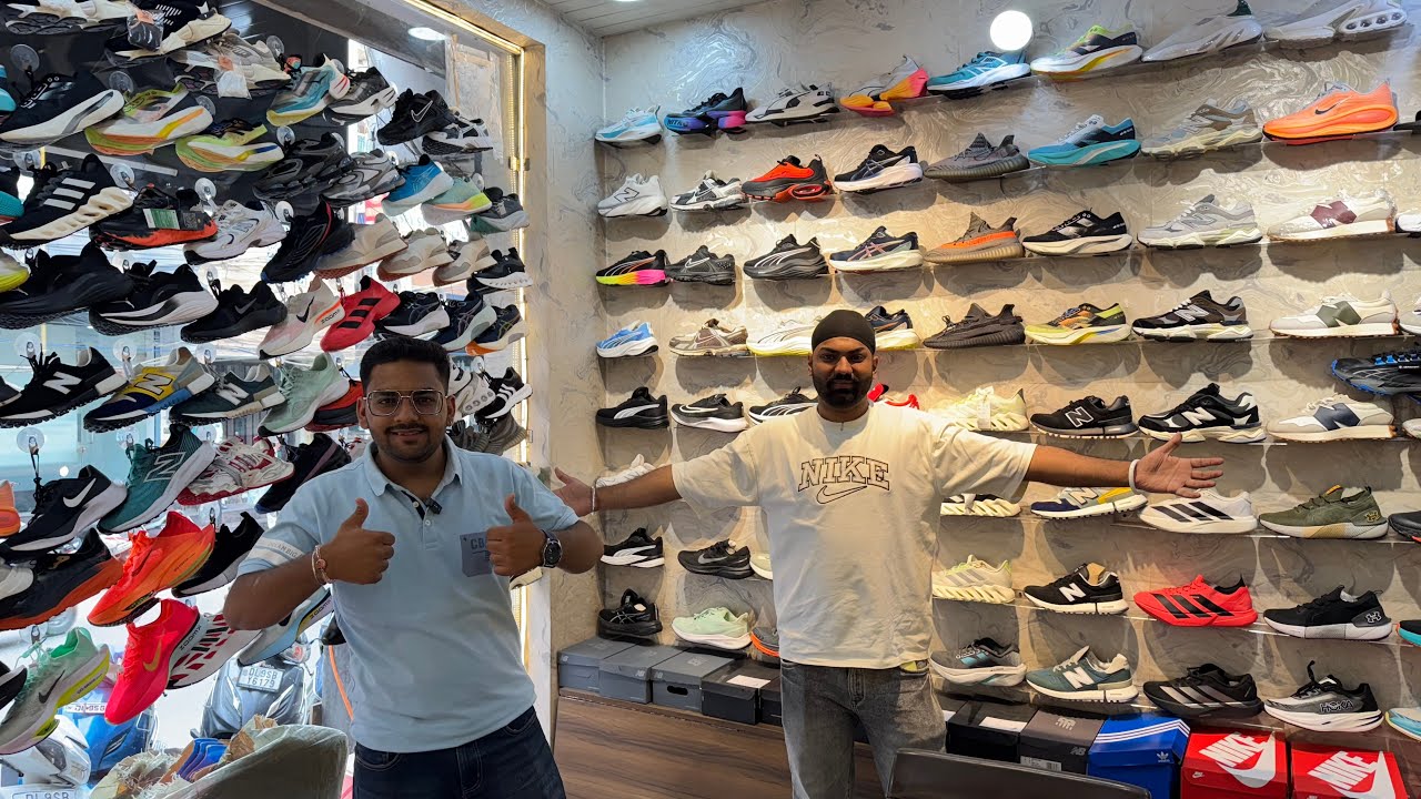 2025 Trendy Shoes 😱॥Cheapest Shoe Market in Delhi ॥ branded Shoe Market ॥ Top Quality Shoe Market 😱 