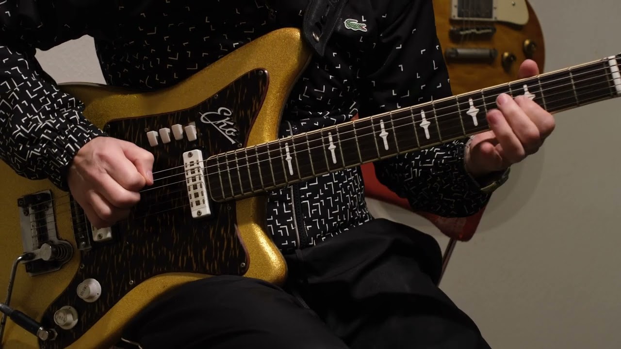 Crunch Eko 500 V2 Vintage Guitar 1964 Fractal Audio AX8