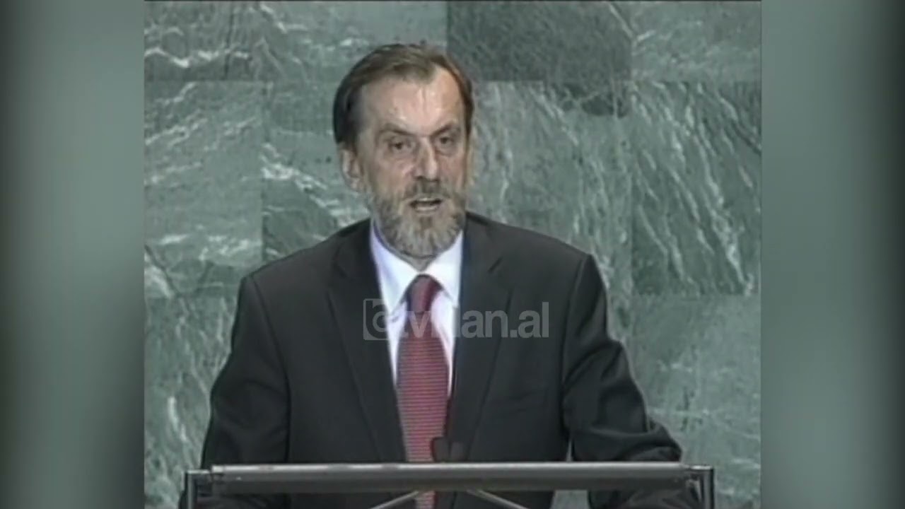 Vuk Drashkoviç kërcënon rajonin me trazira nëse Kosova shpall pavarësinë - (23 Qershor 2005)