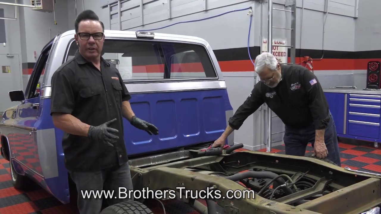 Installing a Flip Kit & C-Notch / Leaf Spring Axle Flip