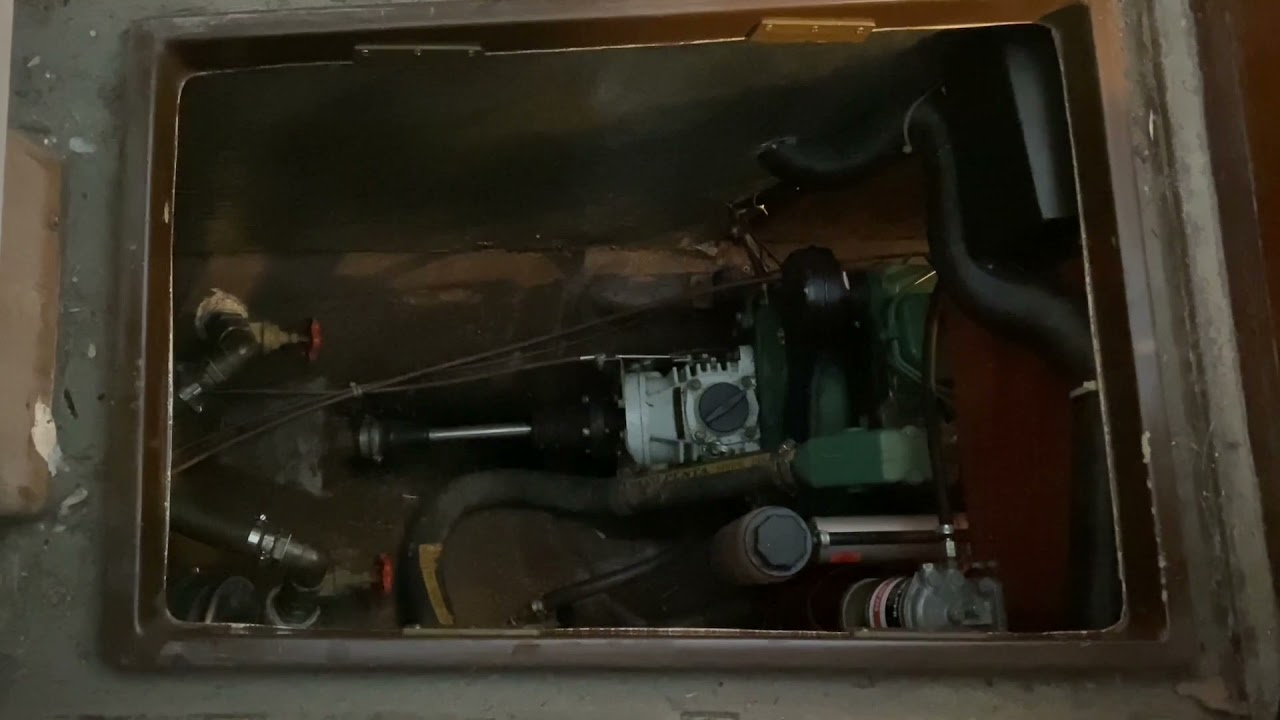 K&ouml;p Segelb&aring;t Vind&ouml; 45 med trailer p&aring; Klaravik