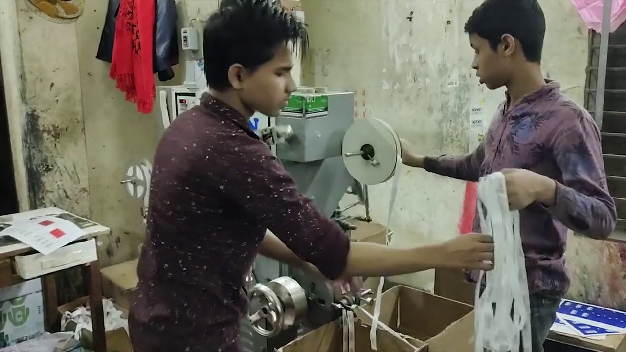 Barcode Printing by Win Multi Color Label Printing Machine