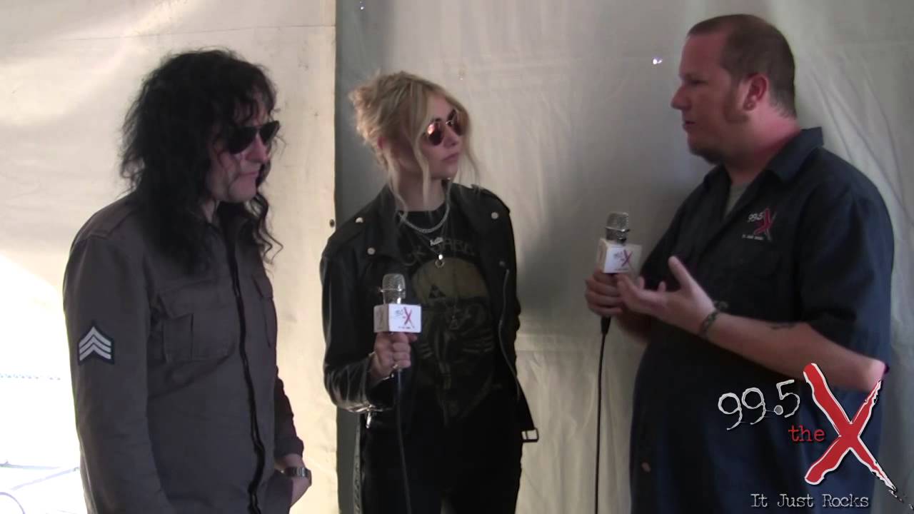 The Pretty Reckless Interview - Carolina Rebellion 2015 - 99.5 The X