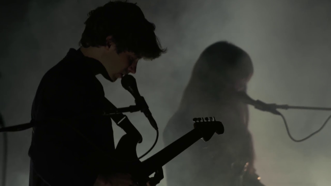 Beach House - 1. Levitation (Pitchfork Paris 2018)